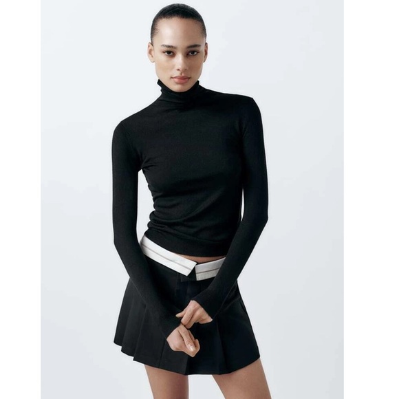 ZARA Skort with Contrast Waistband - Picture 2 of 10